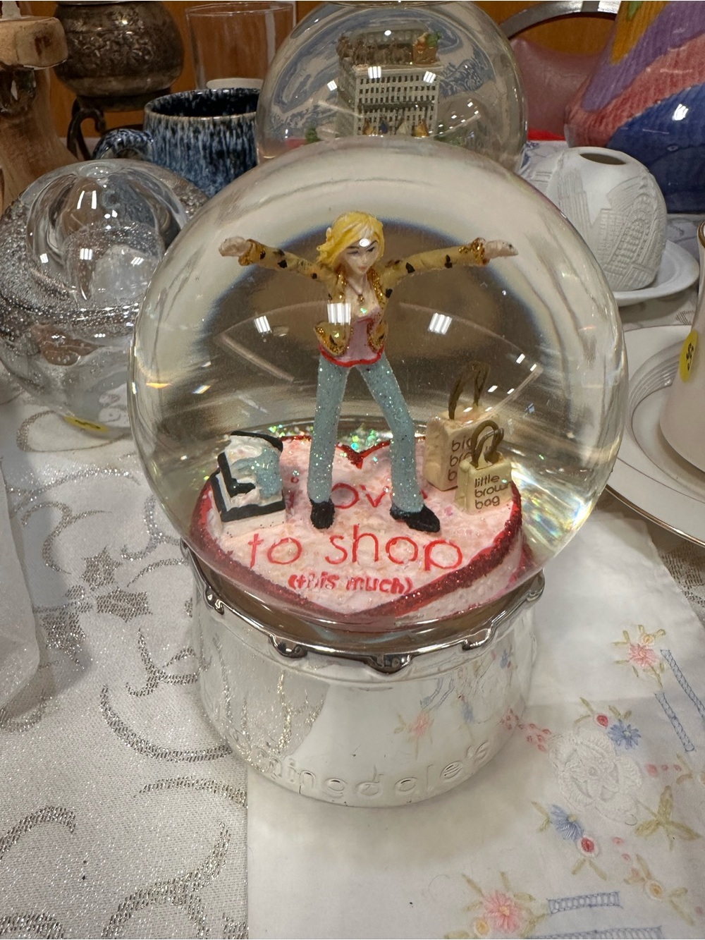 Bloomingdale's I Love To Shop Blonde Shopper Figurine VINTAGE Snow Globe